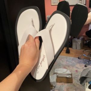 Free People Waverly Thong Sandals / Flip Flops